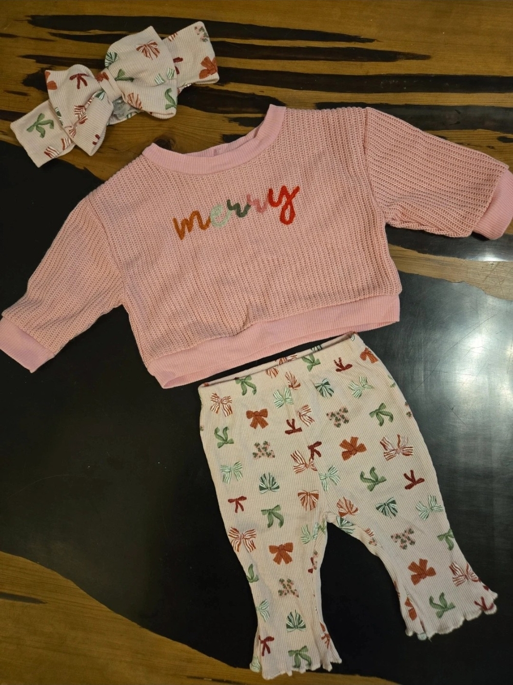 chick pea Pink Knit 'Merry' Top & Bow Floral Leggings Set